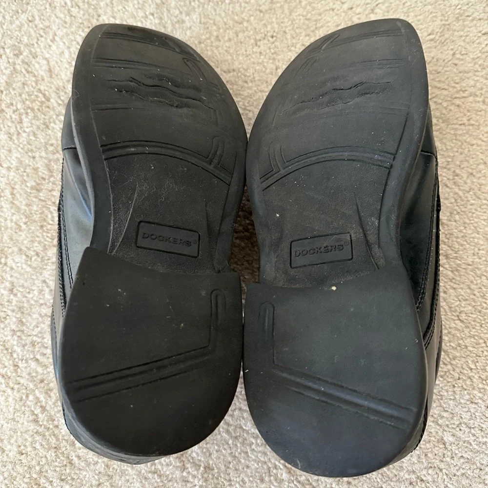 Dockers Men's Cap Toe Oxfords 11W Black Leather Shoes.
